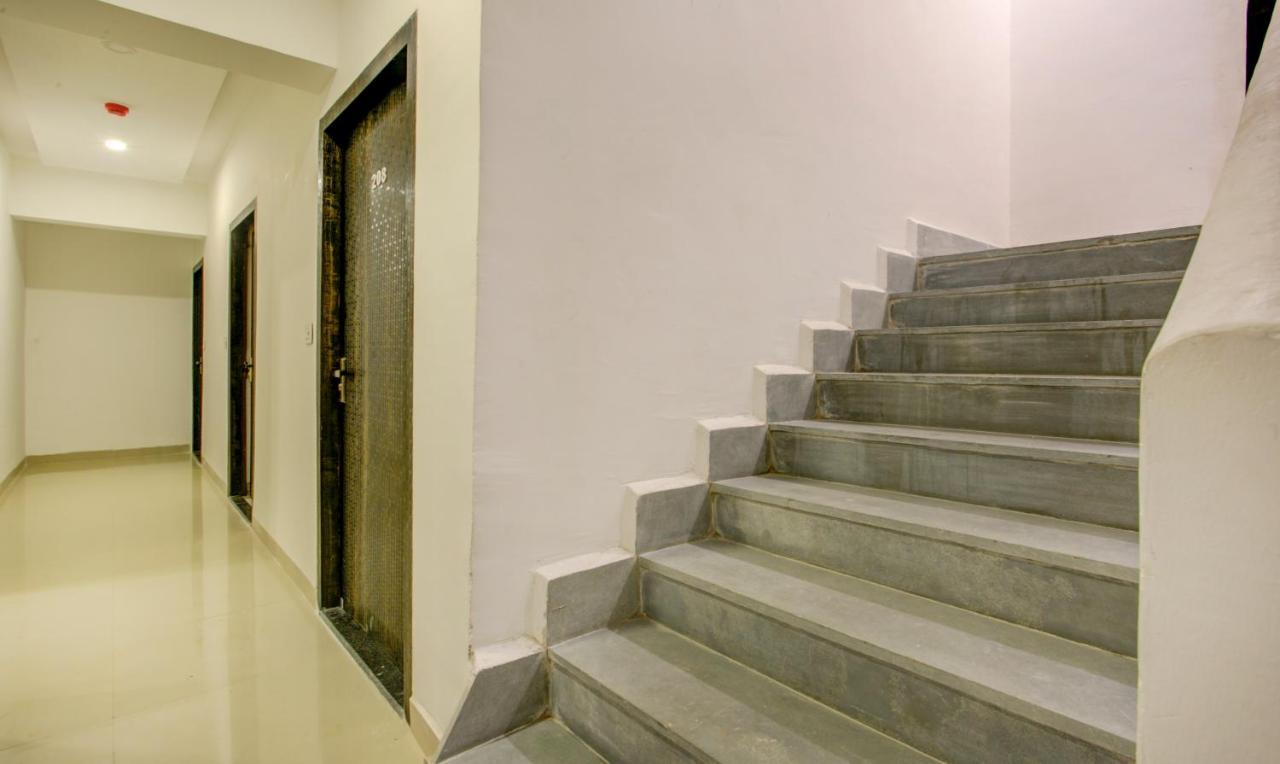 Treebo Trend Kings Inn Vashi Navi Mumbai Exterior foto